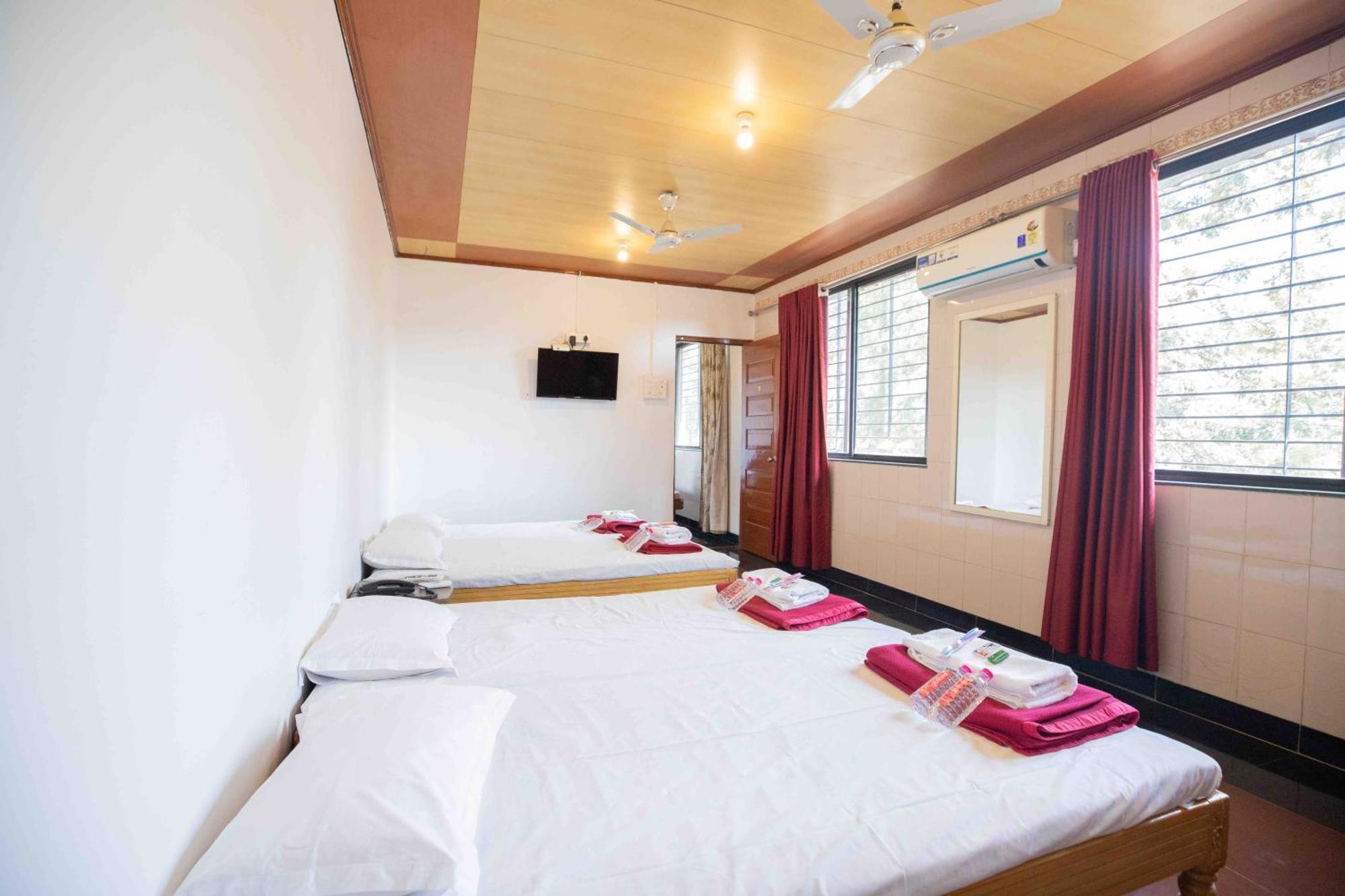 Gp Hotels And Resorts Nashik Luaran gambar